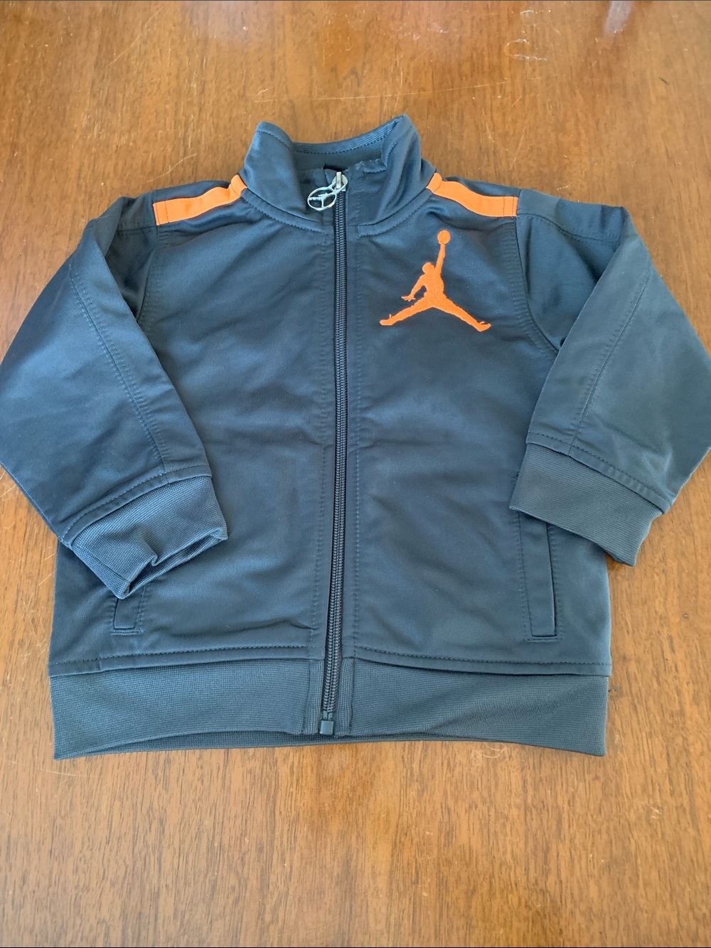 🫐3/$30 Jordan Grey Track Jacket with Orange Jumpman size 18m